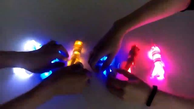 led flashing shoelace email:sales04@brifull.com,phone:86-15989535131 смотреть онлайн