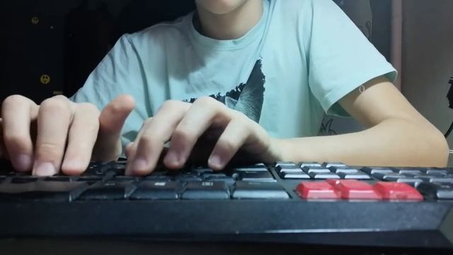 АСМР ТАППИНГ ПО КЛАВИАТУРЕ/ASMR TAPPING ON THE KEYBOARD(NO TALKING)/Chunky ASMR смотреть онлайн