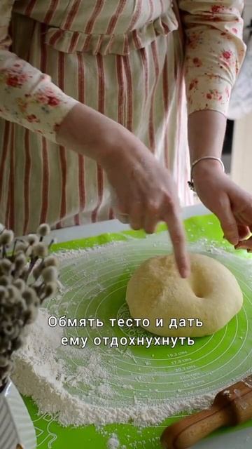 кулич краффин: много начинки из цукатов, сухофруктов, ягод и орешков! рецепт в комментариях смотреть онлайн