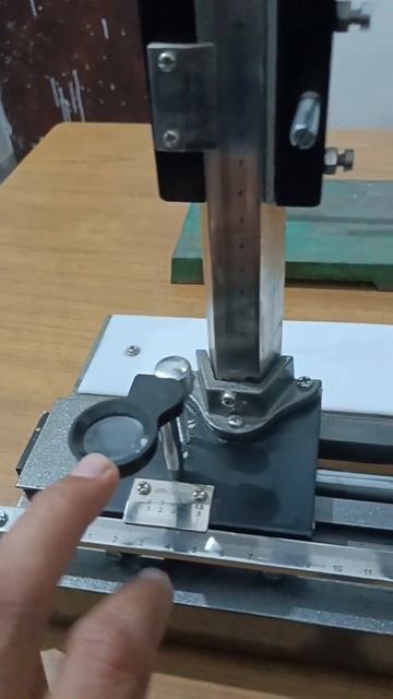Traveling Microscope (Part 1) #experiment #learning #physics #youtubeshorts #travelingmicroscope смотреть онлайн