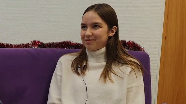"ПОРЕКОМЕНДОВАЛА ШКОЛУ МНОГИМ МОИМ ДРУЗЬЯ" — ВОПРОСЫ УЧЕНИКАМ — ДАРЬЯ ДУРНОВЦЕВА смотреть онлайн
