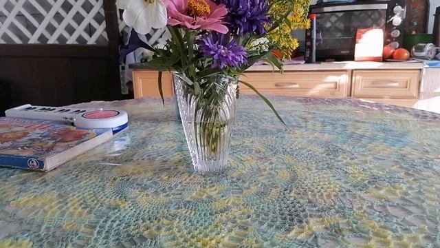 Уборка урожая, красивая скатерть. смотреть онлайн