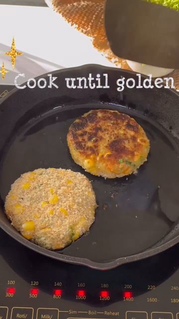 Lunch Box Series Day 11 | Sweet Potato and Corn Burger | Healthy Burger recipe | #youtubeshorts смотреть онлайн