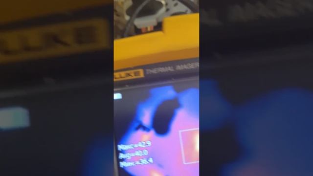 Дал в розетку ток 20А - сгорела или нет? Показываю что получилось.. смотреть онлайн