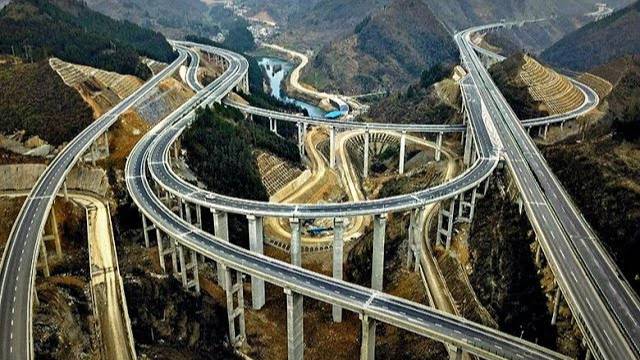 Как китайцы строят дороги?