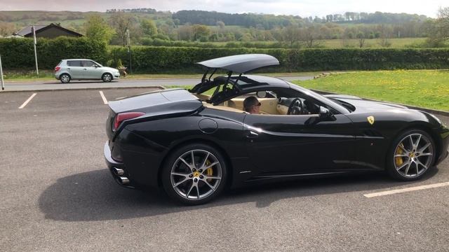Ferrari California Roof Operation 1 смотреть онлайн