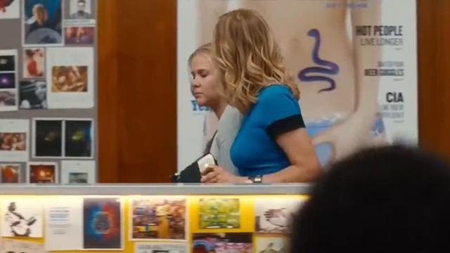 "Девушка без комплексов"/Русский Трейлер/HD смотреть онлайн