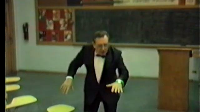 Manny Balos Stories - Live At Lincoln High School (In front of a small audience) смотреть онлайн