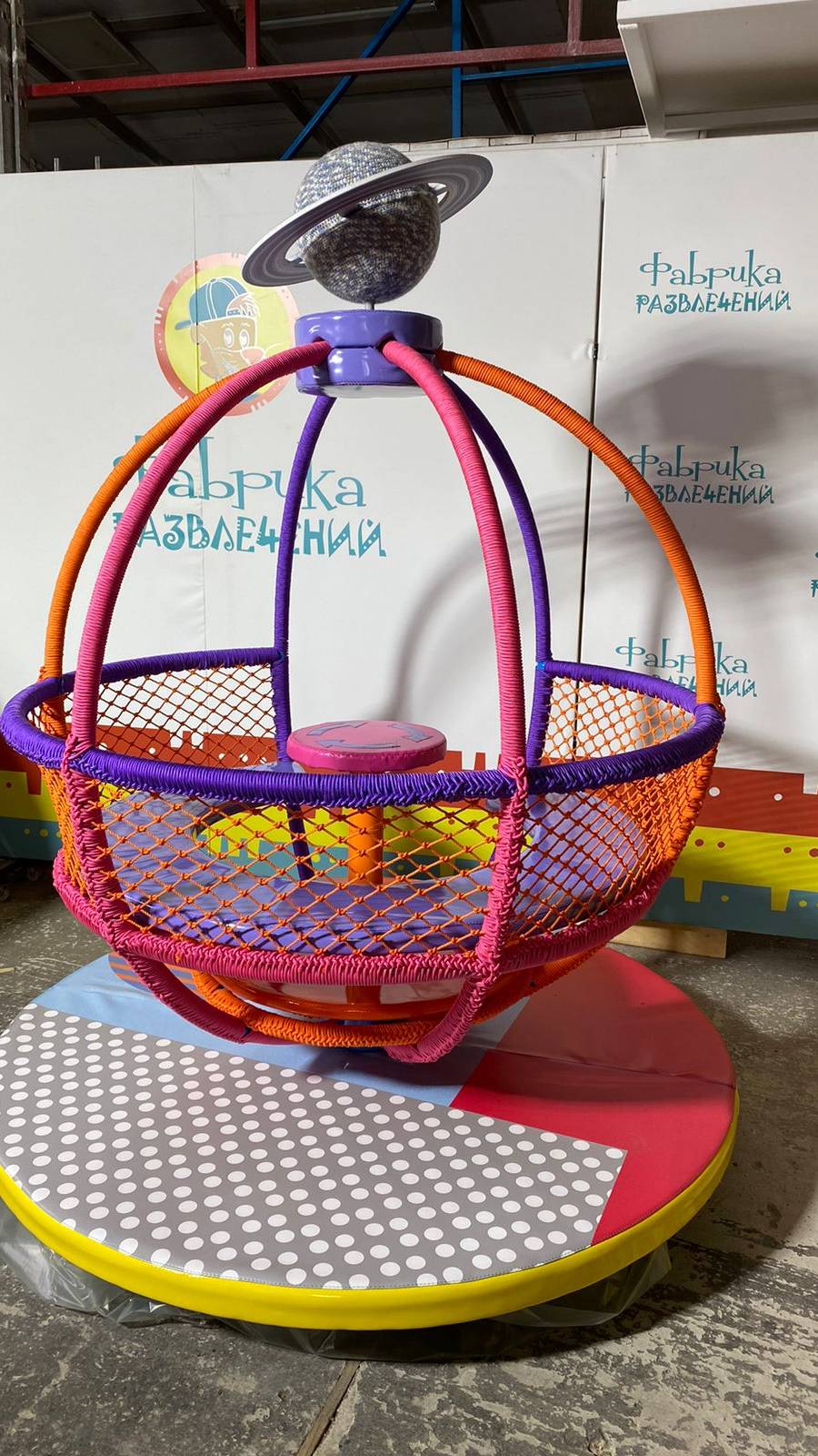 Карусель 4 KIDS "Сфера" - механическая смотреть онлайн