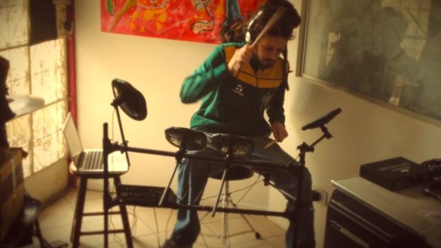 Bateria Eletronica ION 02 смотреть онлайн