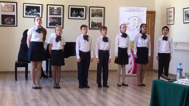 Рус.нар.п. в обр.В.Локтева«Ой, по-над Волгой»,исп. вокальный ансамбль "Звездочки".ДШИ №7 г.Балашиха смотреть онлайн