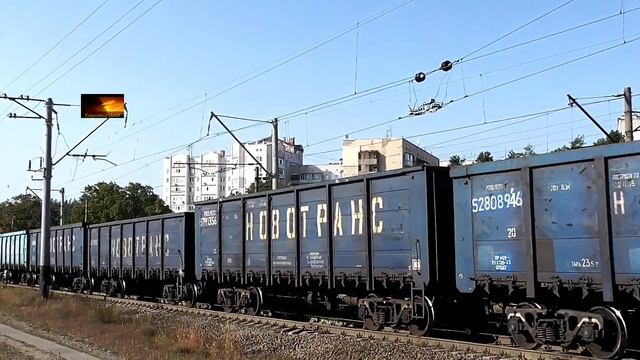 ВЛ80К-511 с грузовым поездом смотреть онлайн