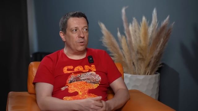 Фрагрантика, Баккара Руж и ТРИ великих аромата — интервью с МАТВЕЕМ ЮДОВЫМ смотреть онлайн