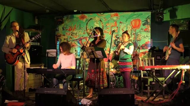 2018-01-22_000332 - Дальний свет - Moanin/Psy-rock/!5 голых рыб? смотреть онлайн