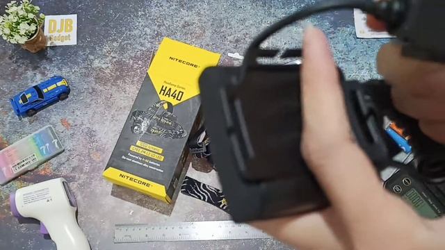 baterai AA saja! Unboxing Nitecore LED Headlamp HA40 смотреть онлайн