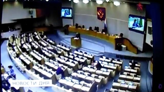 Часы и начало "Новостей дня" (Звезда, 18.12.2013) смотреть онлайн