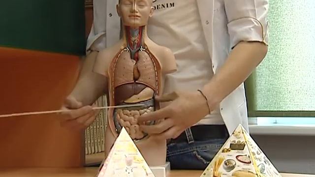 Йогурт "Худышка"/Рекламная пародия смотреть онлайн