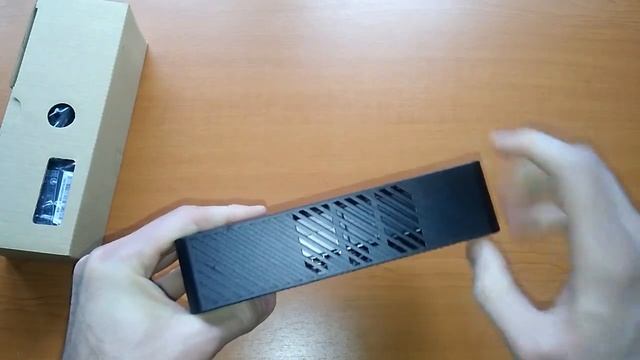 Unboxing and very first impression of a Seagate Expansion 8TB HDD - clean and simple (STKP8000400) смотреть онлайн