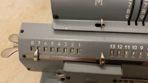 как считать на арифмометре Феликс?