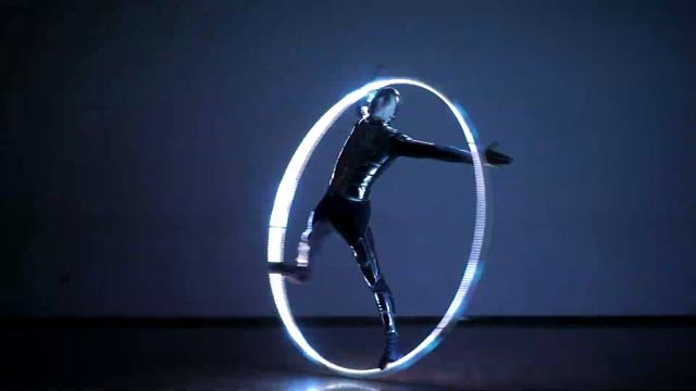 Dimitry Avdosiev - LED Cyr Wheel Promo смотреть онлайн