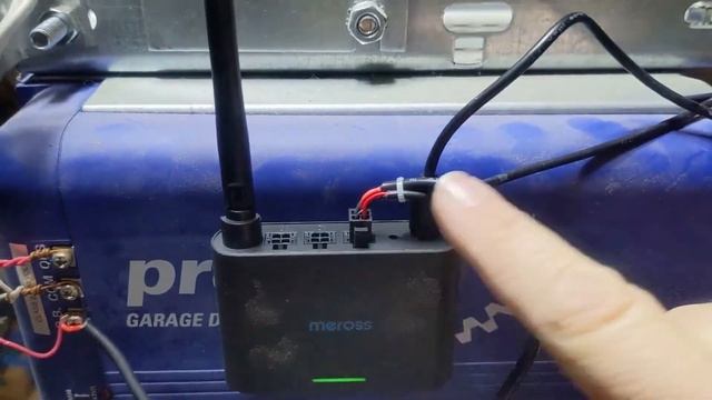 Meross Collie Smart WiFi Garage Door Opener Review смотреть онлайн