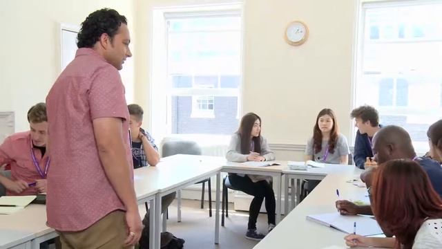 FLeaders. Bloomsbury International School in Central London. Курсы английского в Лондоне. смотреть онлайн
