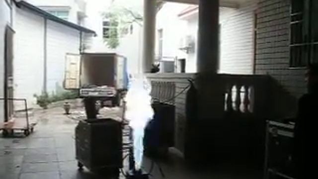 DFP-D Color Flame Projector смотреть онлайн