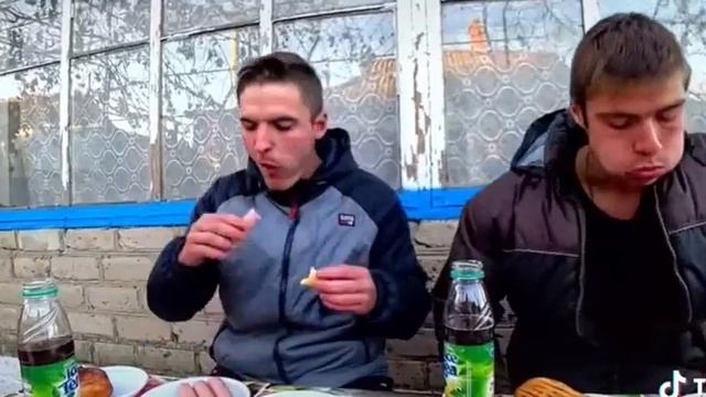 Захан vs Пахан кто побидит/Патписка/лайк❤ смотреть онлайн