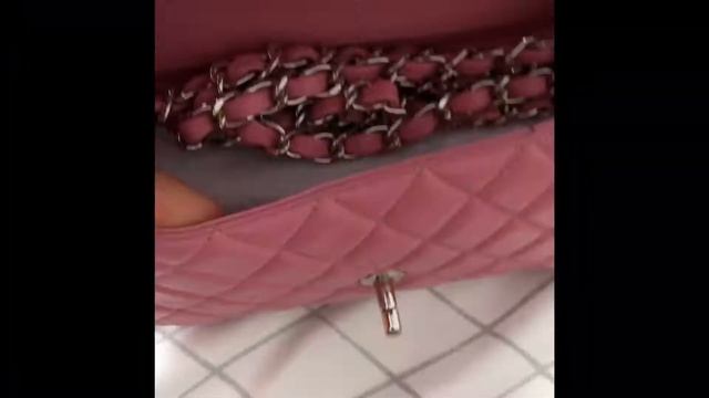 Модные сумки Chanel из кожи телёнка, обзор от магазина fashion-label.ru смотреть онлайн