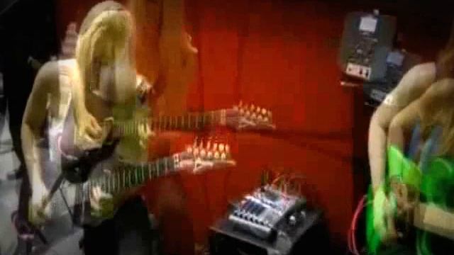 NITA STRAUSS Guitarsolo - Nita gives a solo on guitar #Nita смотреть онлайн