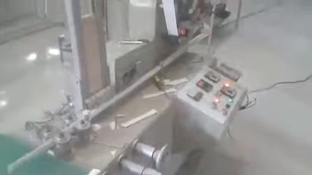 Станок для упаковки шпателя, размешивателя в бумагу смотреть онлайн