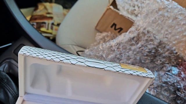 Влогг.Посылка с парфюмами. Новый тинт для губ 🍎Покупки.Готовлю. смотреть онлайн