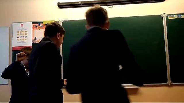 Читайте книги! (ролик 2) смотреть онлайн