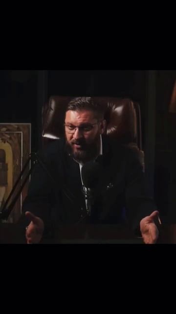 Марк Бартон. Стадии отношений мужчины и женщины. Любовь #shorts смотреть онлайн