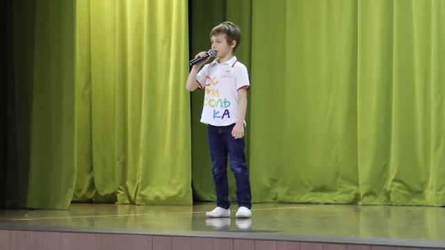 Выступление Саши на открытом уроке по вокалу смотреть онлайн