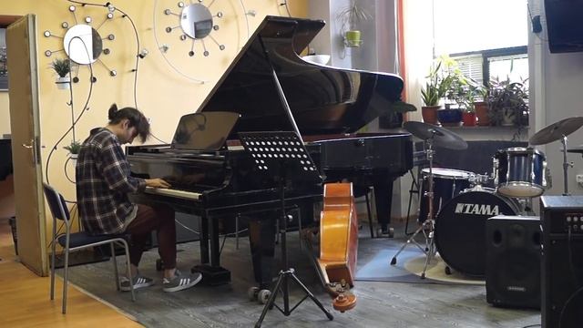 Over the rainbow (Harold Arlen). Василий Яник - класс педагога Евгения Сивцова. Колледж Консорт. смотреть онлайн