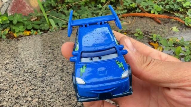 Looking For Lightning McQueen,Tow Mater,Ramone,wingo,Cars on the Road смотреть онлайн