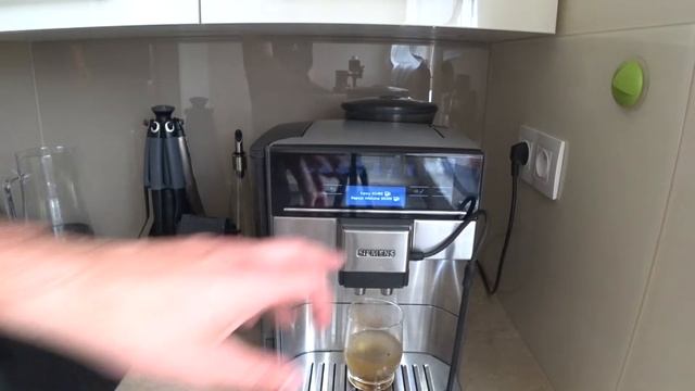 Ekspres do kawy Siemens po 2400 kawach / awaria EQ.6 EQ.9 смотреть онлайн