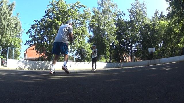 Школа английского языка в Пушкино _ Обучение теннису _ Рабочие моменты смотреть онлайн