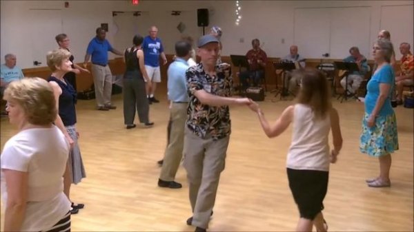 Melrosian Triplet - English Country Dance