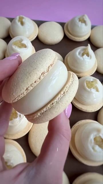 Загружаем макарон 🤓 смотреть онлайн