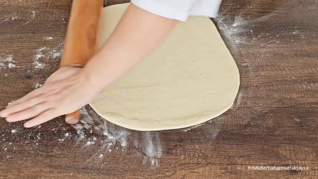 MAYASIZ PİŞİ❗️PUF PUF KABARAN ASLA YAĞ ÇEKMEYEN👌YUMURTASIZ SÜTSÜZ PİŞİ TARİFİ смотреть онлайн