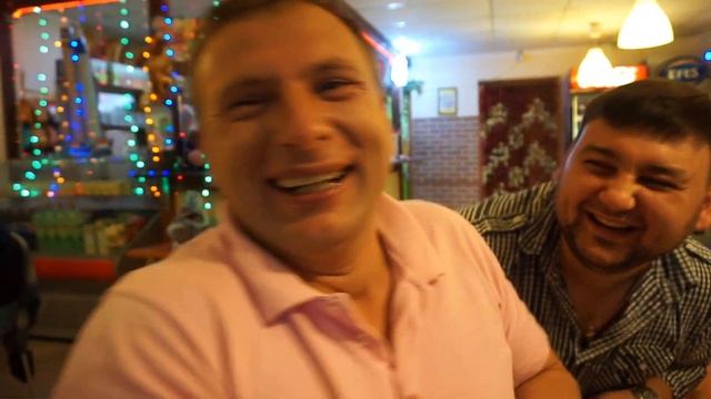 ИванГай поет в кафе Гелевый голос смотреть онлайн