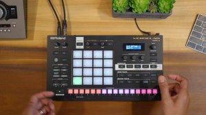 Roland Verselab MV-1 - First Beat & Tutorial