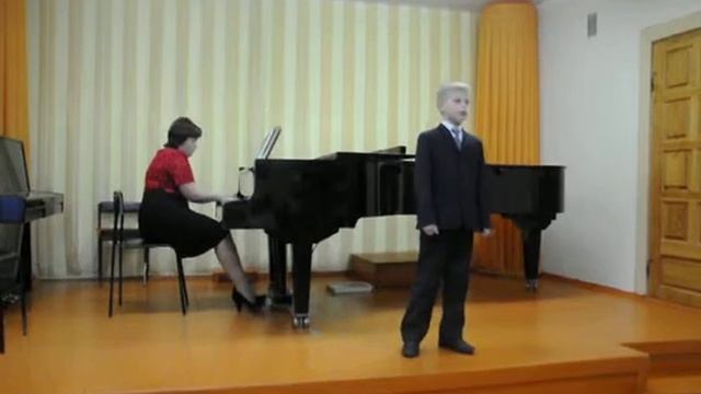 Константин Данилюк 8 лет. Отчетный концерт вокалистов. Песенка портных смотреть онлайн