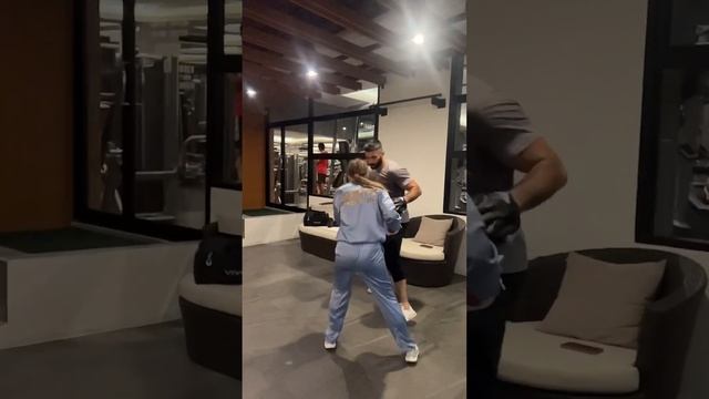 Тренировка Ангелины за день до взвешивания! смотреть онлайн