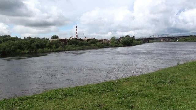 Двух школьников из Сокола наградили за спасение жизни пенсионерки смотреть онлайн