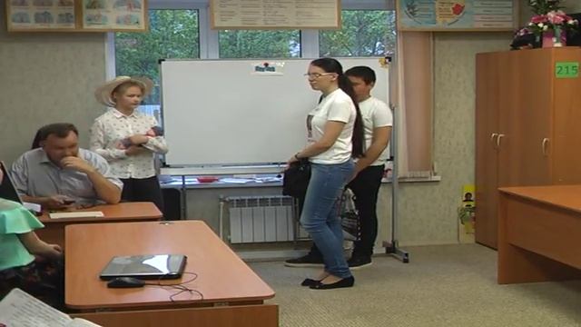 Клуб английского языка Успех смотреть онлайн