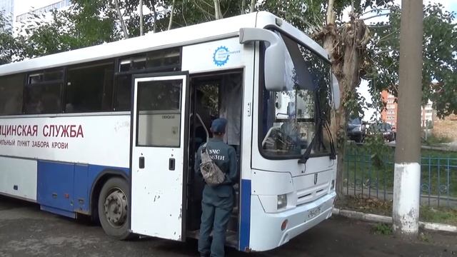 Сотрудники МЧС сдали кровь в рамках акции «30 добрых дел» смотреть онлайн