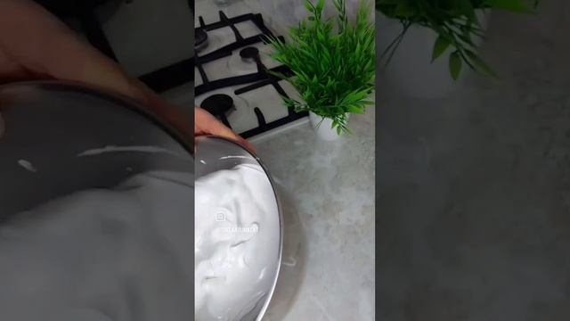 меренговый рулет ,подробный рецепт на странице смотреть онлайн